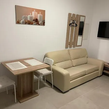 2 Zi Fur Monteure Schlafzimmer Mit 2 Einzelbetten, Wohnkuche Mit Schlafsofa Apartment Osnabrueck